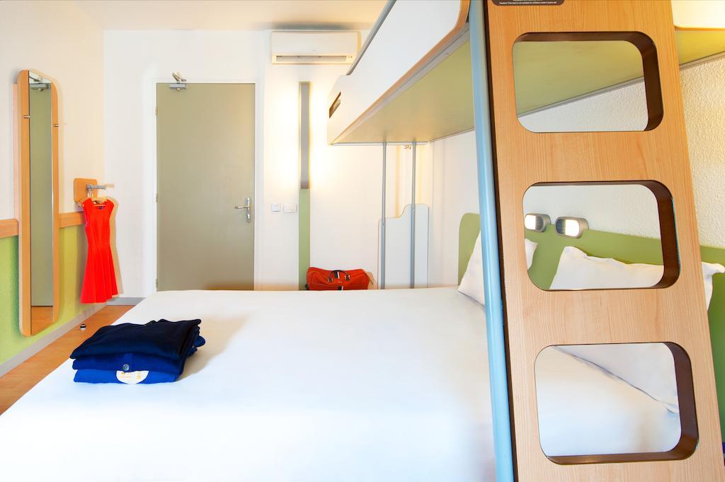 Ibis Budget Givet Quarto foto