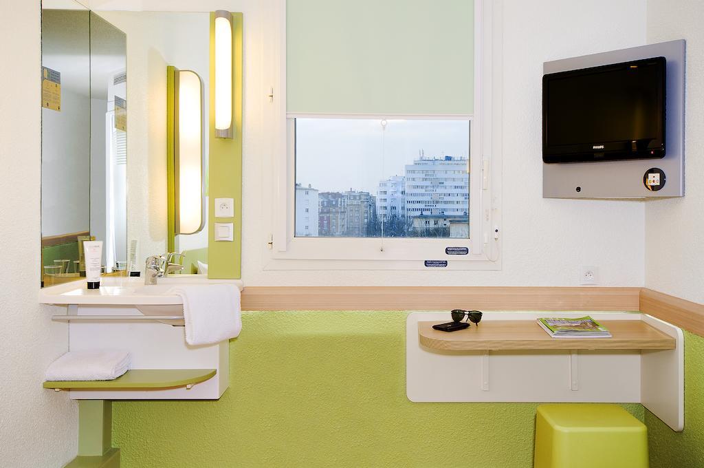 Ibis Budget Givet Quarto foto